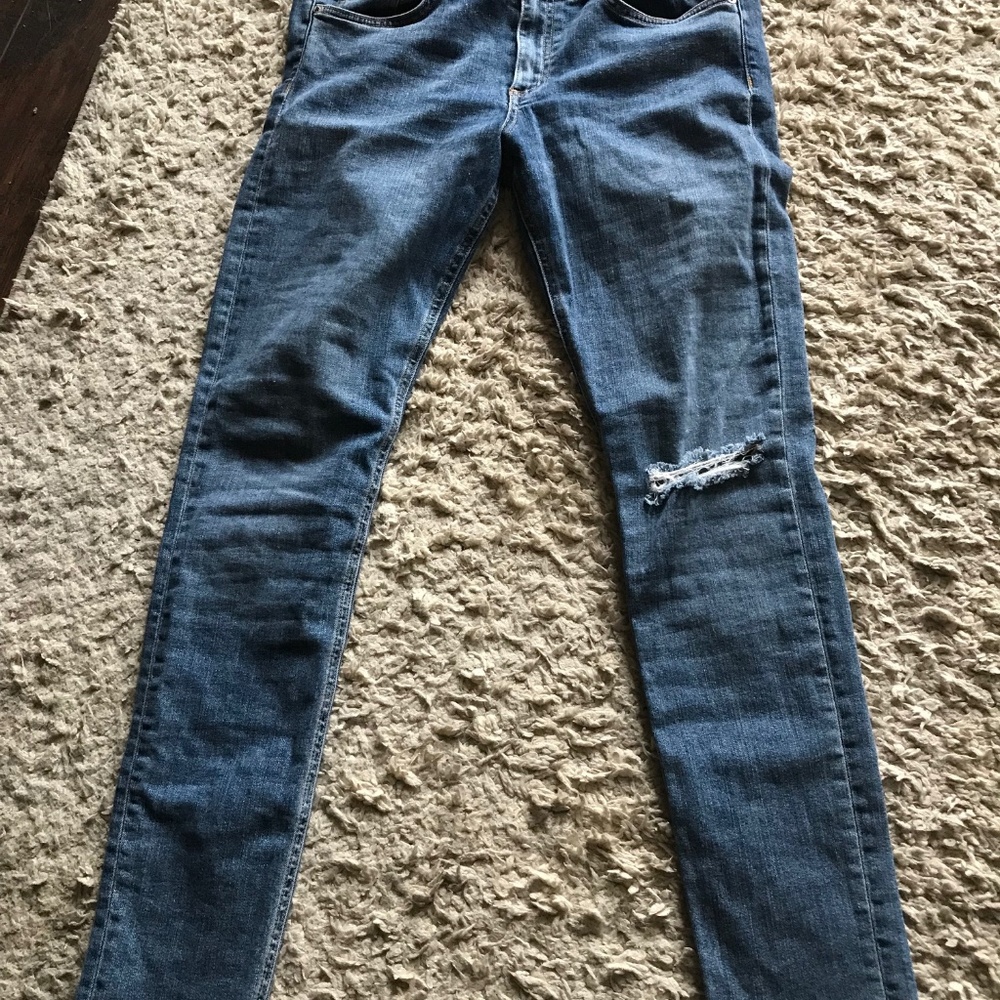 Rag & Bone Summer Distressed Skinny Jeans!